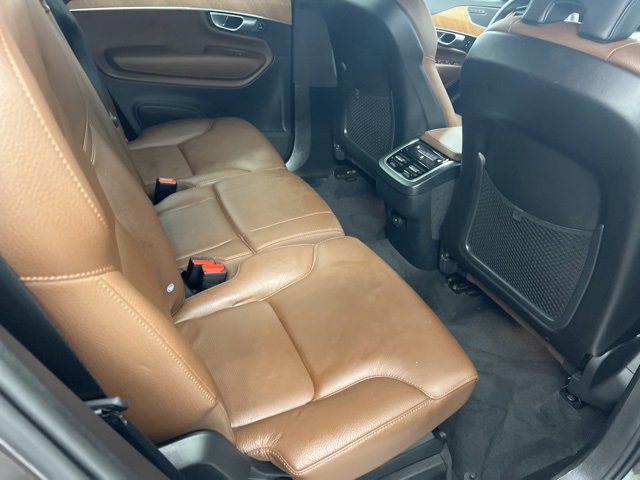 Used 2024 Volvo XC90 B6 Plus image 22