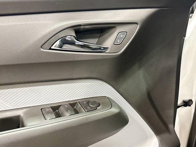 New 2027 Chevrolet Bolt LT w/ Comfort Package FWD image 21