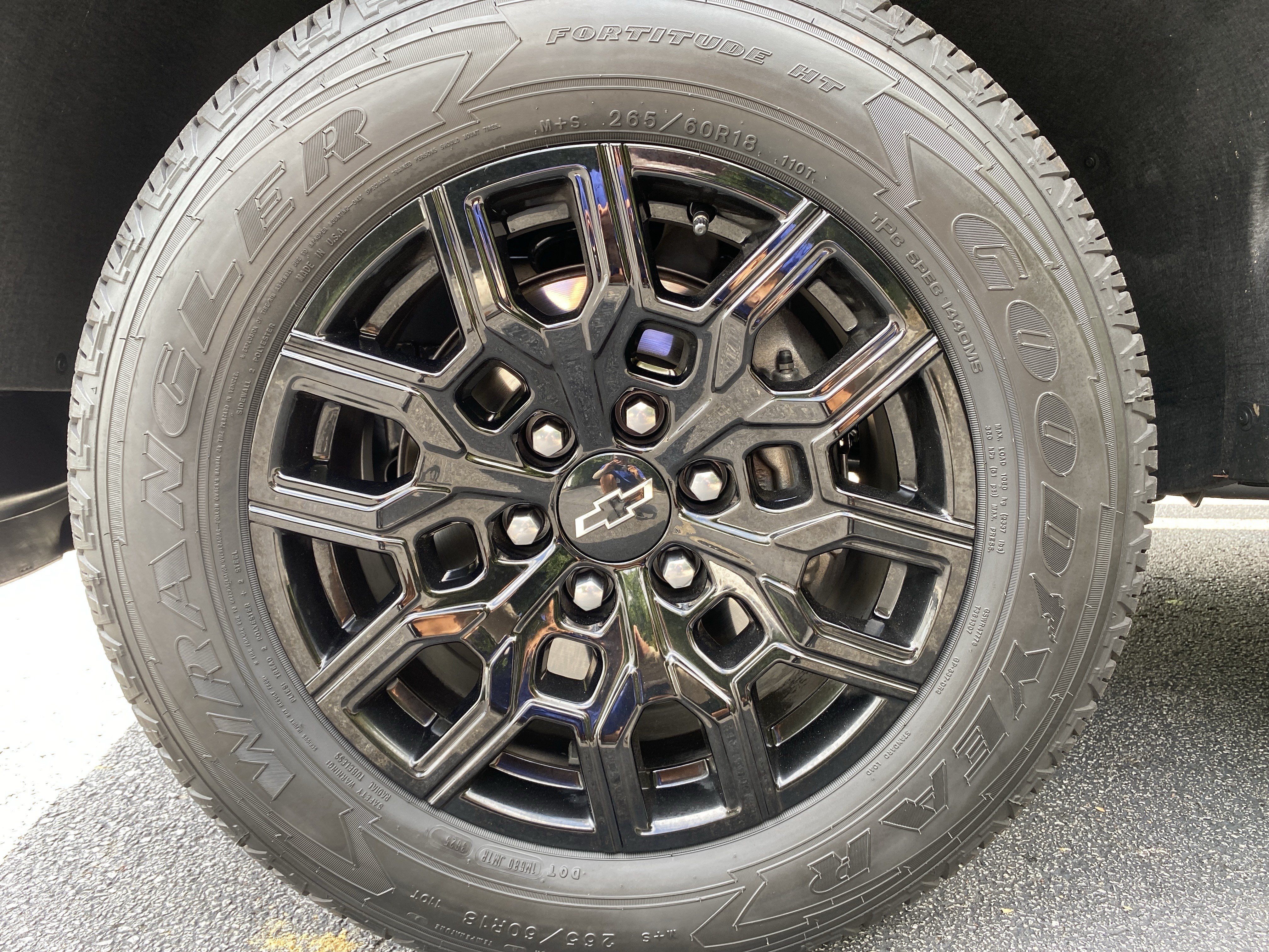 Used 2026 Chevrolet Colorado W/T RWD image 41