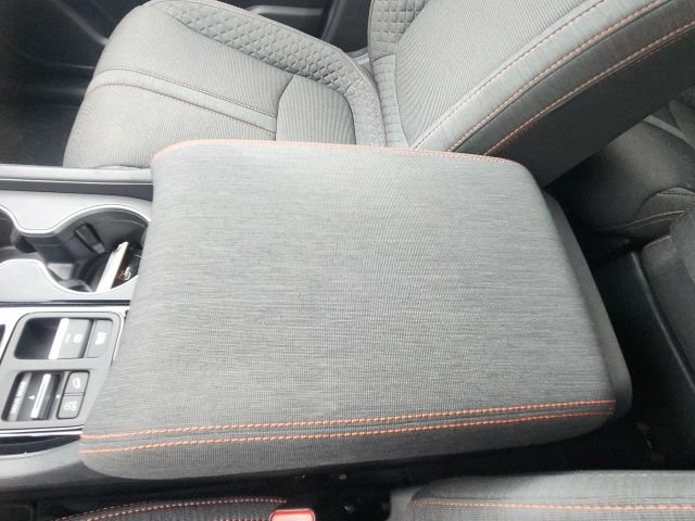 Used 2025 Honda Pilot Sport image 29