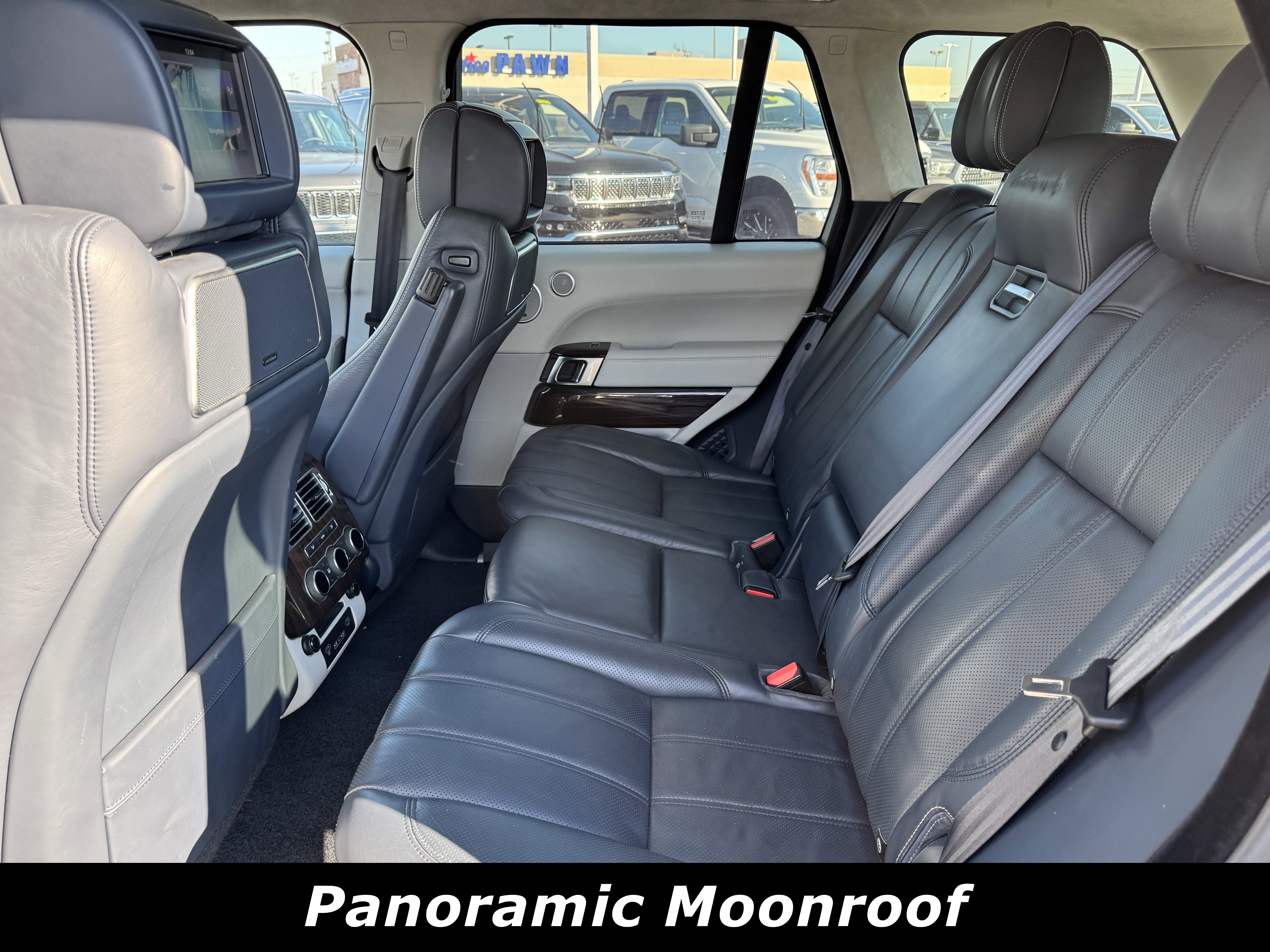 Used 2017 Land Rover Range Rover Autobiography image 5