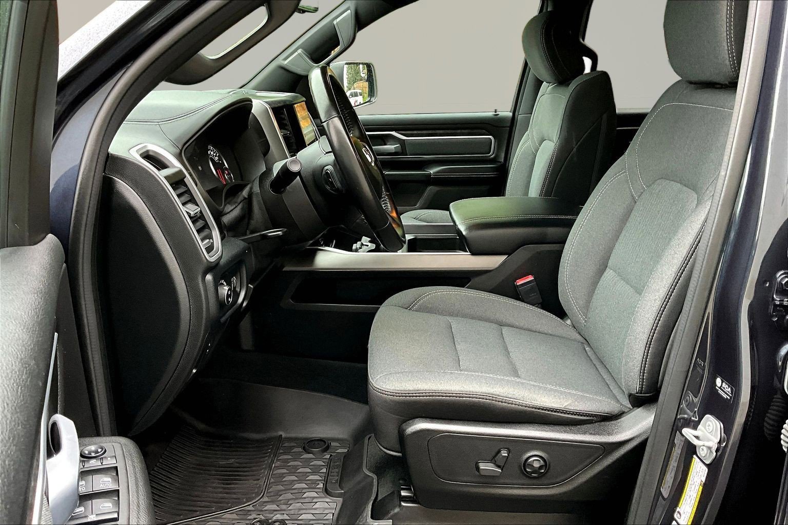 Used 2021 RAM 1500 Big Horn AWD/4WD image 22