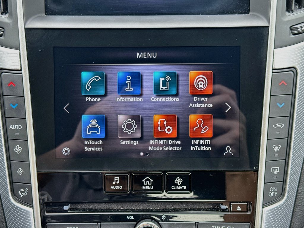Certified 2023 INFINITI Q50 Luxe w/ Cargo Package AWD/4WD image 15
