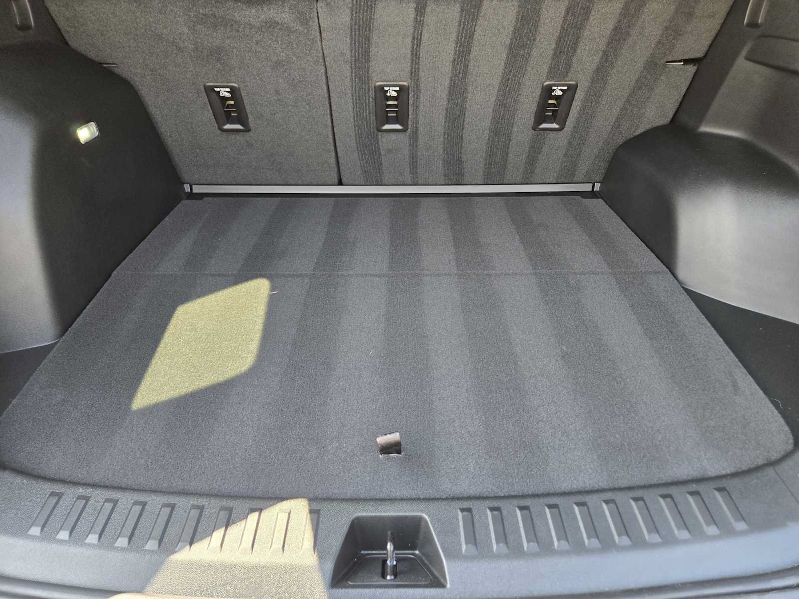 Certified 2026 Chevrolet Equinox LT w/ Convenience Package II FWD image 30