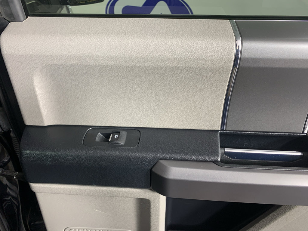 Used 2018 Ford F150 XLT w/ Equipment Group 302A Luxury AWD/4WD image 36