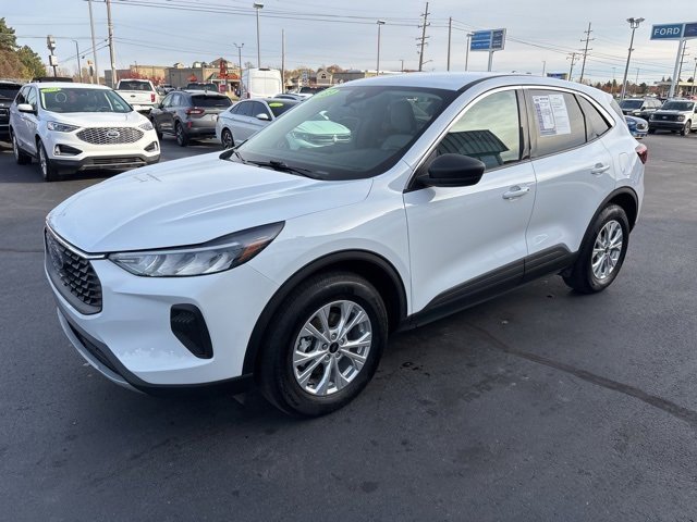 Used 2023 Ford Escape Active image 18