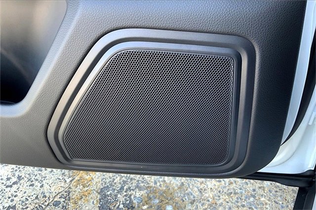 New 2025 Porsche Macan image 33