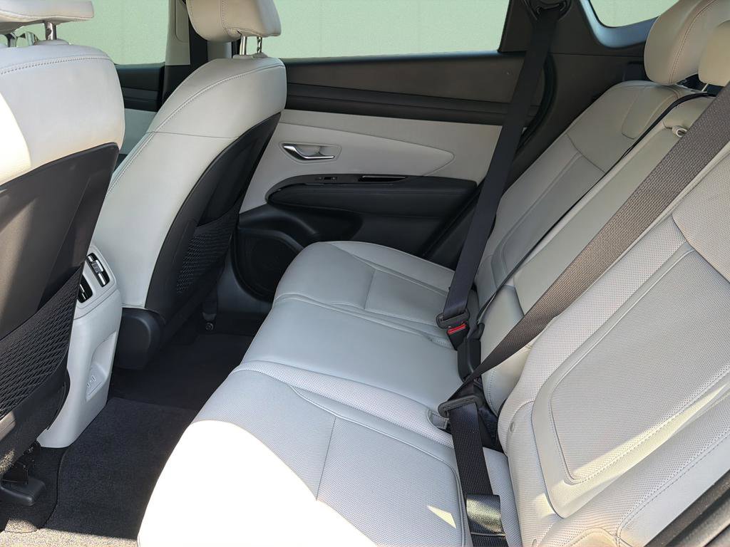 Certified 2025 Hyundai Tucson Limited FWD image 21
