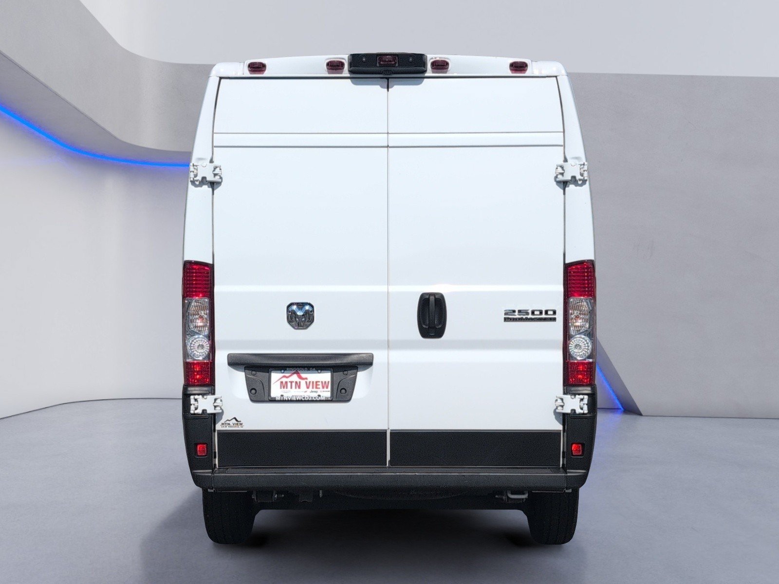 Used 2025 RAM ProMaster 2500 w/ Convenience Group FWD image 6
