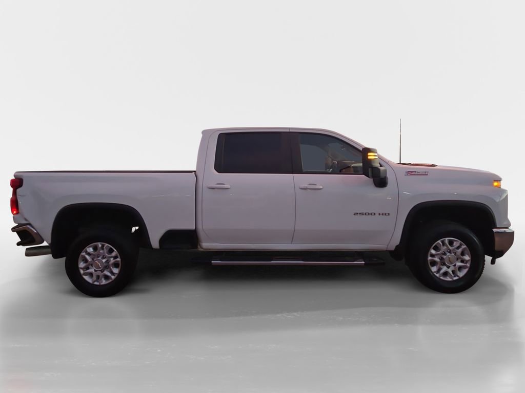 Used 2024 Chevrolet Silverado 2500 LT image 7