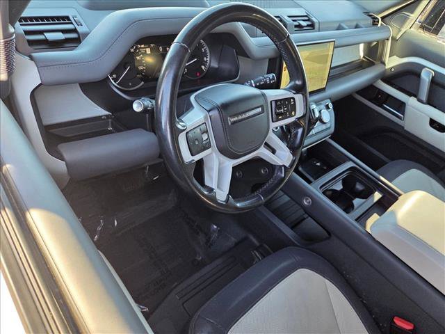 Used 2023 Land Rover Defender 110 X-Dynamic SE image 10