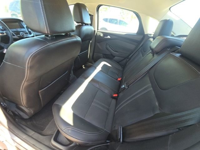 Used 2014 Ford Focus Titanium FWD image 8
