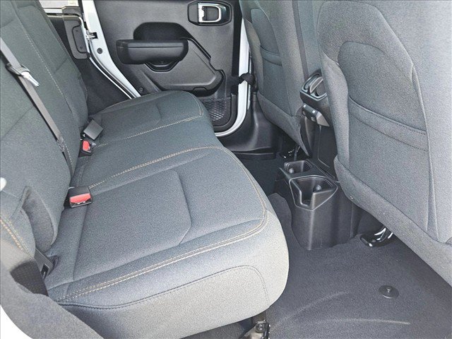 Used 2026 Jeep Wrangler Unlimited Sport AWD/4WD image 24