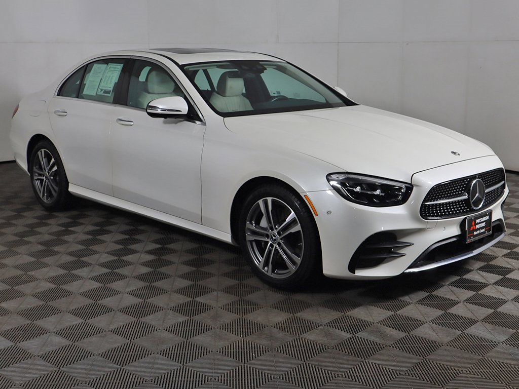Used 2022 Mercedes-Benz E 350 4MATIC Sedan w/ Driver Assistance Package image 2