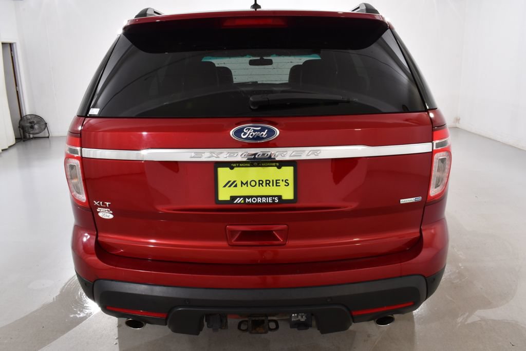 Used 2014 Ford Explorer XLT w/ Equipment Group 202A AWD/4WD image 13