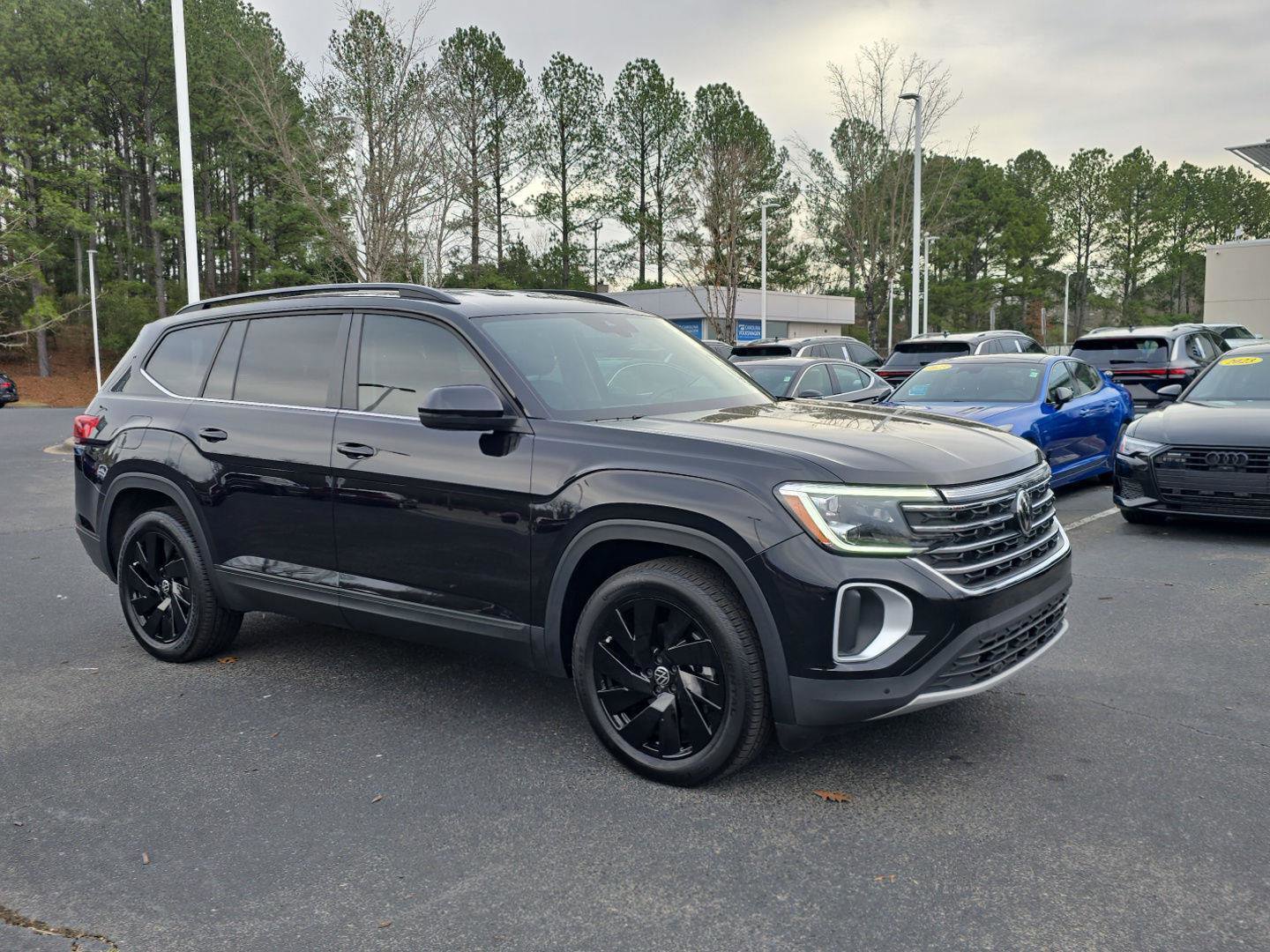 Certified 2025 Volkswagen Atlas SE