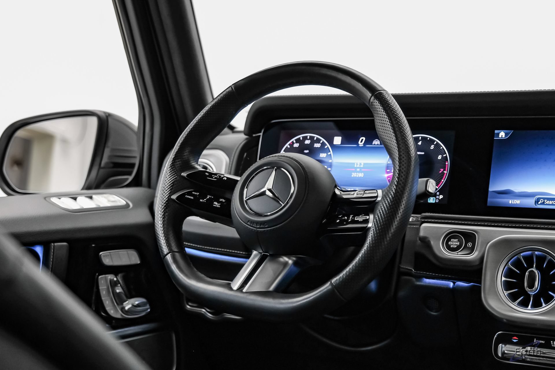 Used 2025 Mercedes-Benz G 550 w/ Exclusive Interior Package image 49