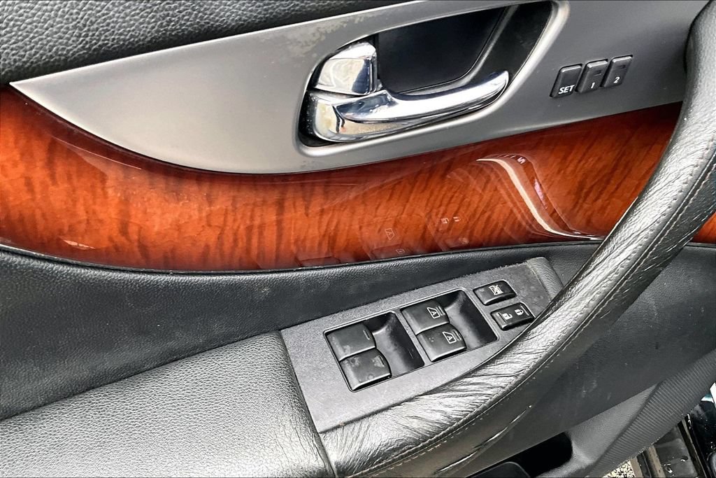 Used 2011 INFINITI FX35 AWD w/ Premium Pkg image 49