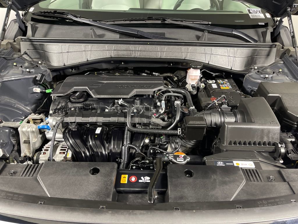 Certified 2025 Hyundai Kona SEL image 9