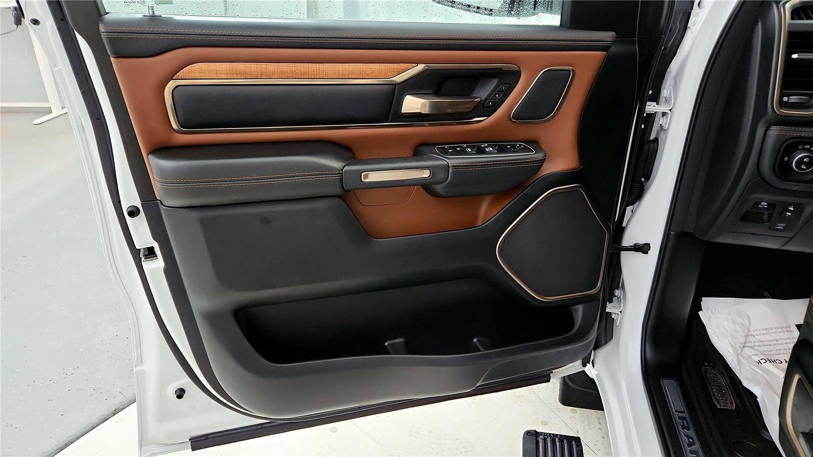 Used 2022 RAM 1500 Limited image 24