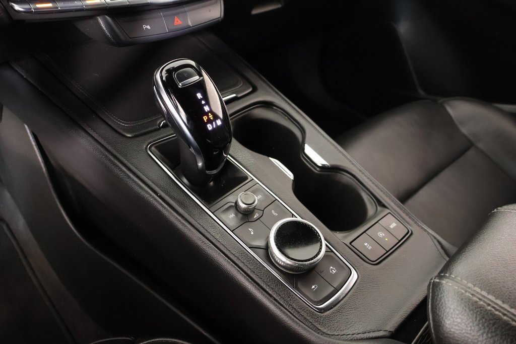 Used 2022 Cadillac XT4 Premium Luxury w/ Safety Alert Package image 7