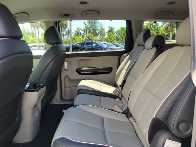 Used 2015 Kia Sedona EX w/ EX Premium Plus Package FWD image 10