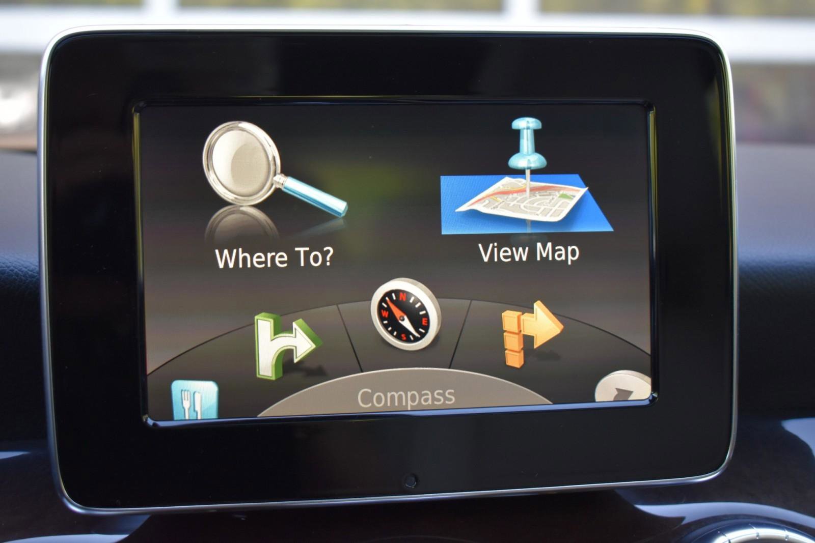 Used 2015 Mercedes-Benz CLA 250 image 21