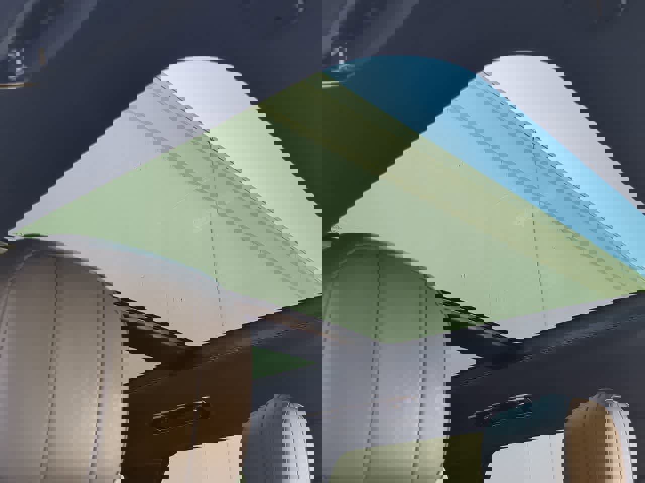 Used 2025 Land Rover Range Rover Sport SE image 20