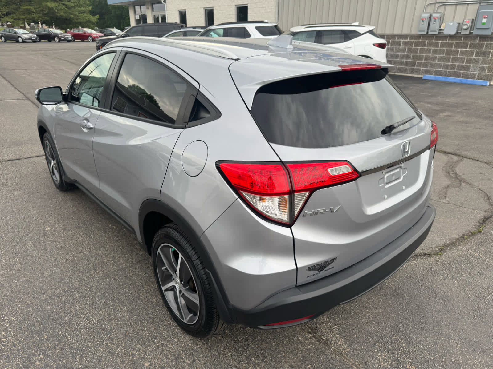 Used 2022 Honda HR-V EX image 5