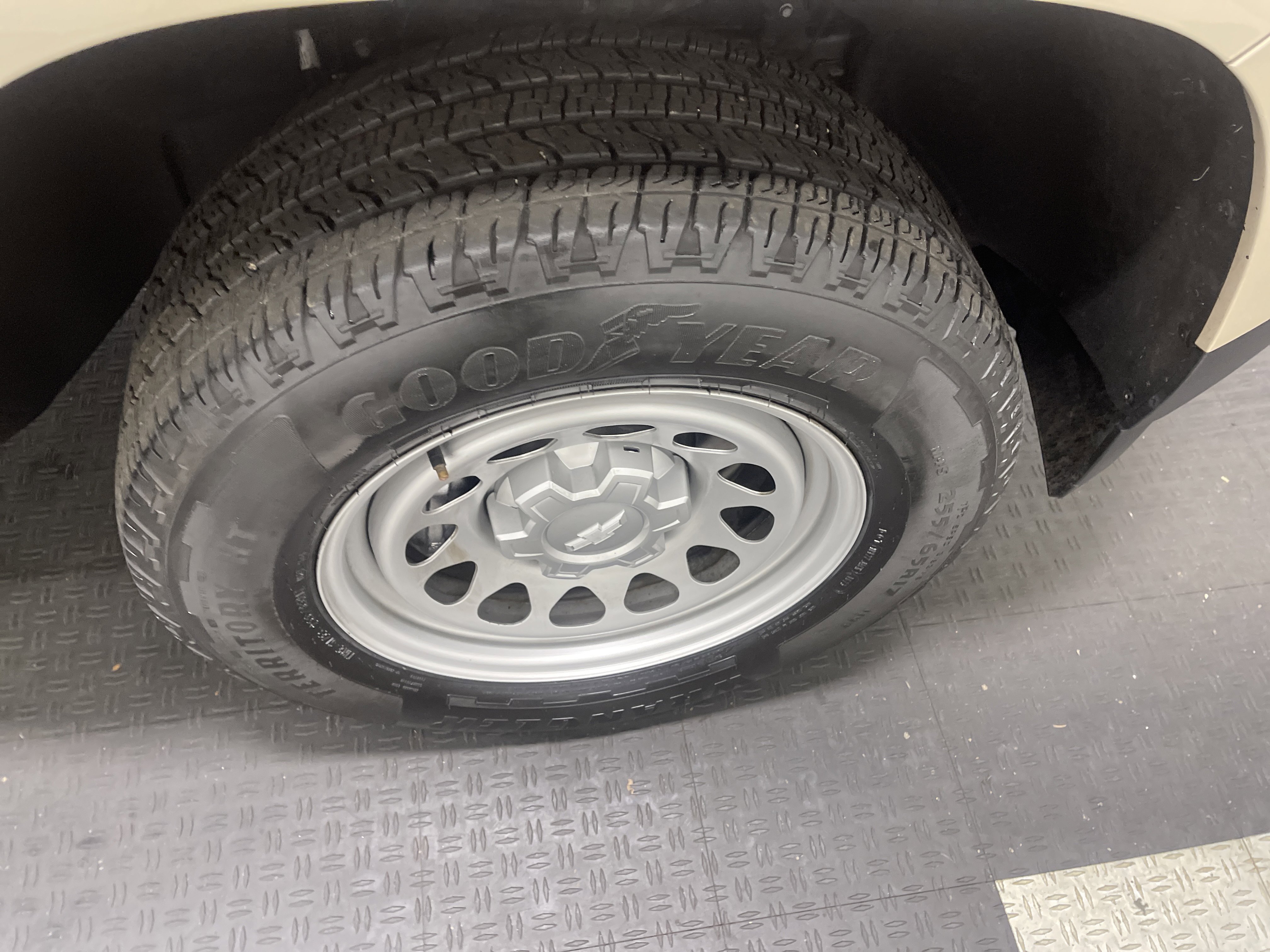 Used 2023 Chevrolet Colorado W/T image 26