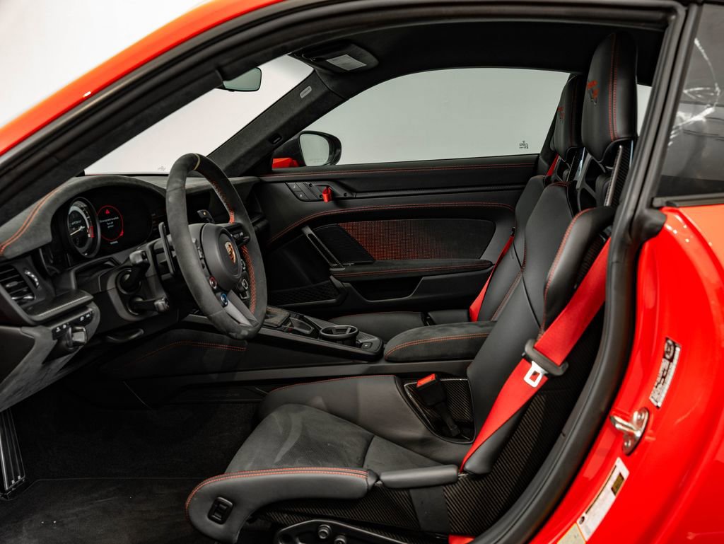 Used 2024 Porsche 911 GT3 RS RWD image 5