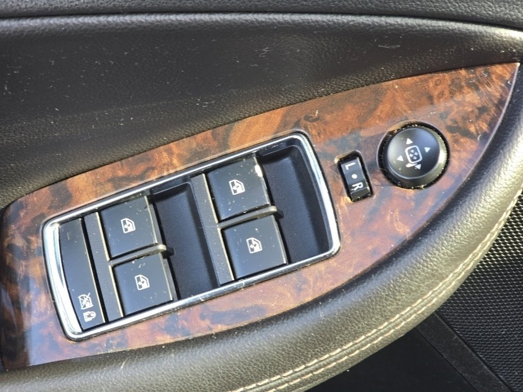 Used 2015 Chevrolet Impala LTZ image 19