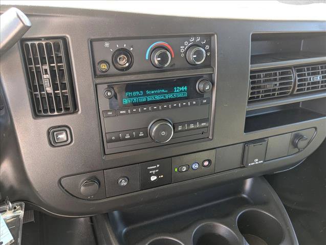 Used 2022 Chevrolet Express 3500 w/ Driver Convenience Package image 12