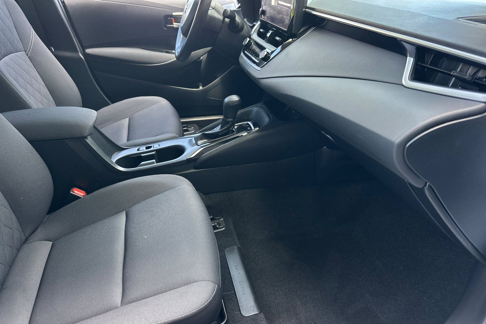 Used 2023 Toyota Corolla LE w/ LE Convenience Package AWD/4WD image 14