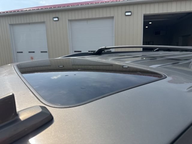 Used 2017 Chevrolet Tahoe LT AWD/4WD image 9