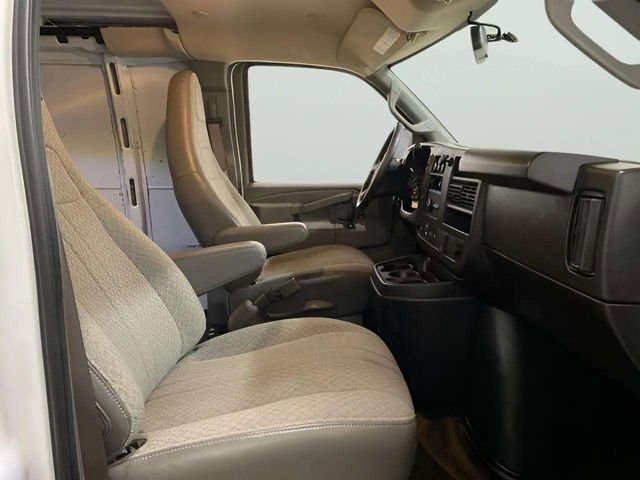 Used 2022 Chevrolet Express 2500 w/ Driver Convenience Package RWD image 56