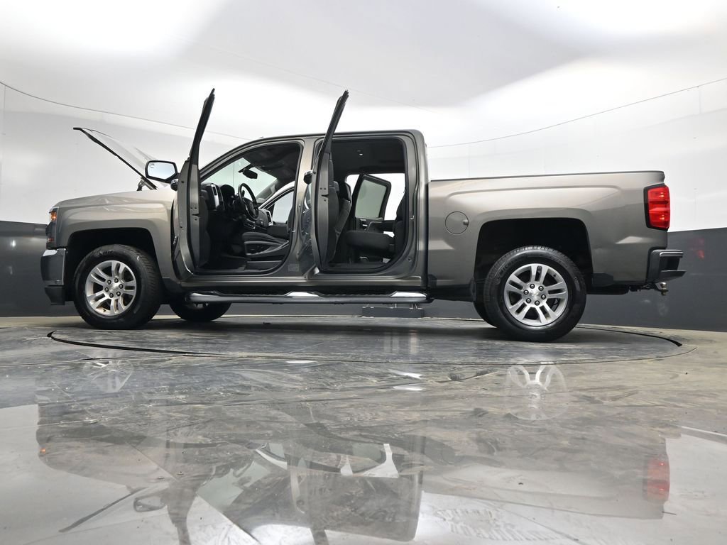 Used 2017 Chevrolet Silverado 1500 LT w/ All Star Edition image 40
