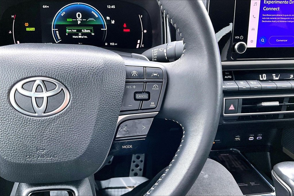 Used 2025 Toyota Camry SE FWD image 18
