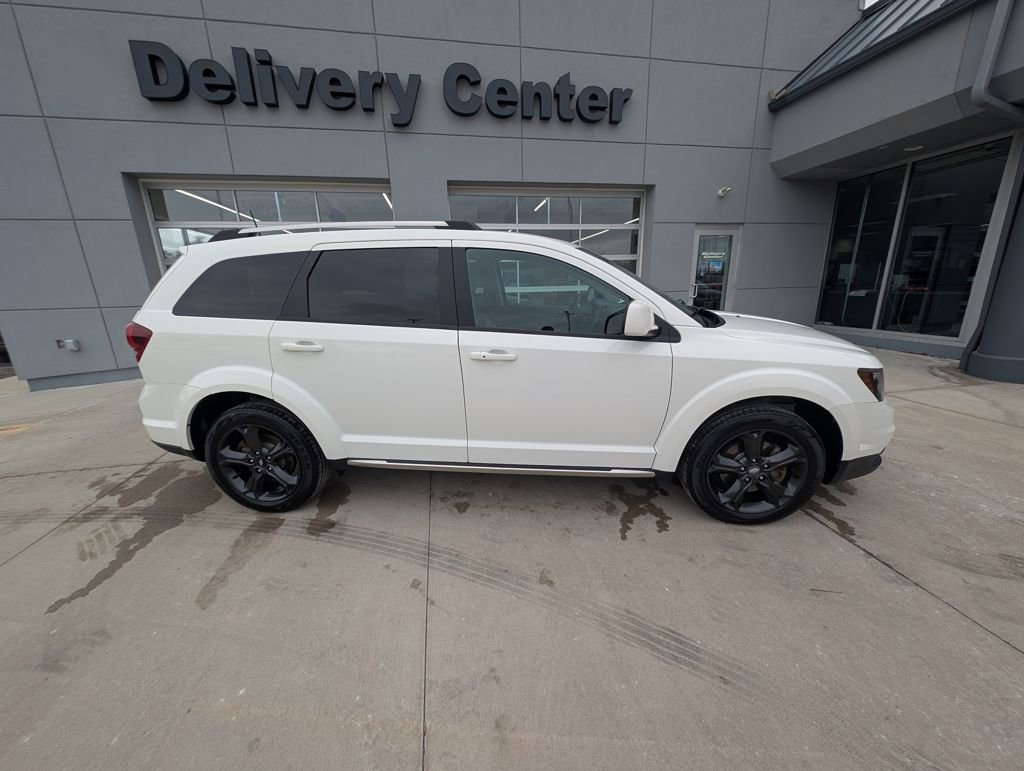 Used 2020 Dodge Journey Crossroad w/ Popular Equipment Group image 4