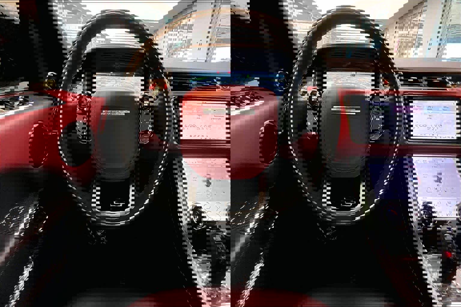 Used 2022 Land Rover Range Rover Sport HST image 6