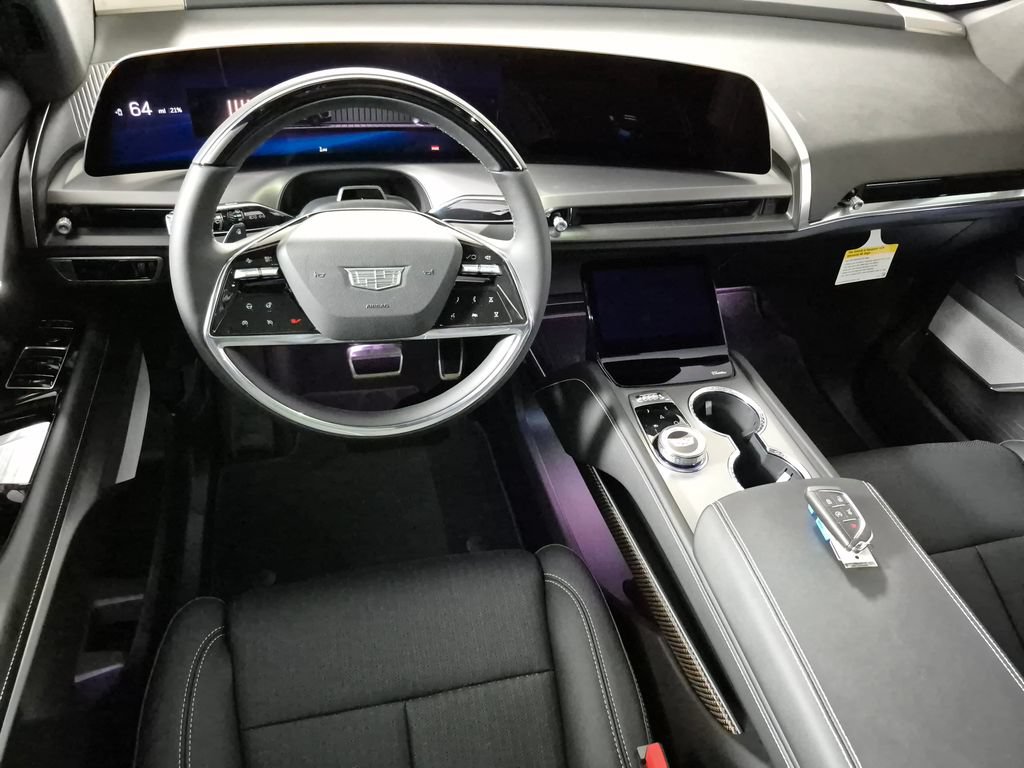 New 2027 Cadillac Vistiq Sport w/ LPO, Floor Liner Package AWD/4WD image 10