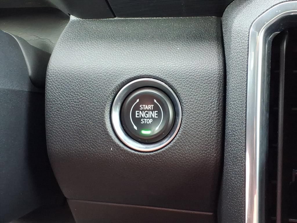 Used 2025 GMC Acadia Elevation AWD/4WD image 14