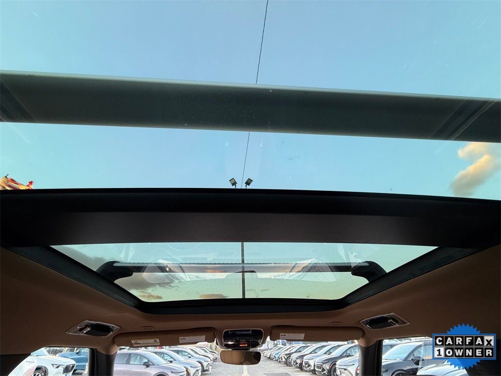 Used 2025 Land Rover Range Rover Long Wheelbase SE image 20