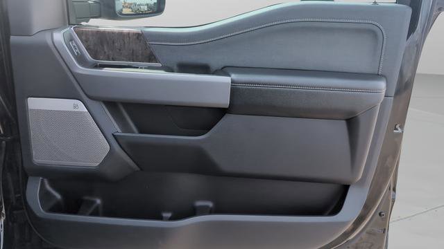 Used 2024 Ford F250 Lariat w/ Sport Appearance Package image 13