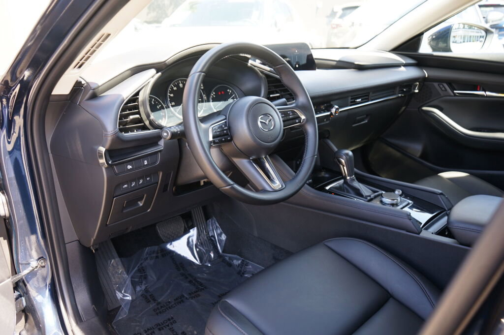 Used 2025 MAZDA MAZDA3 s FWD image 16