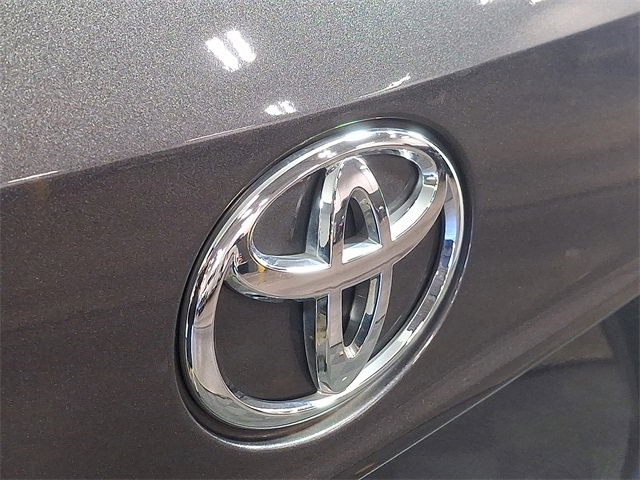 Used 2023 Toyota Highlander L image 31