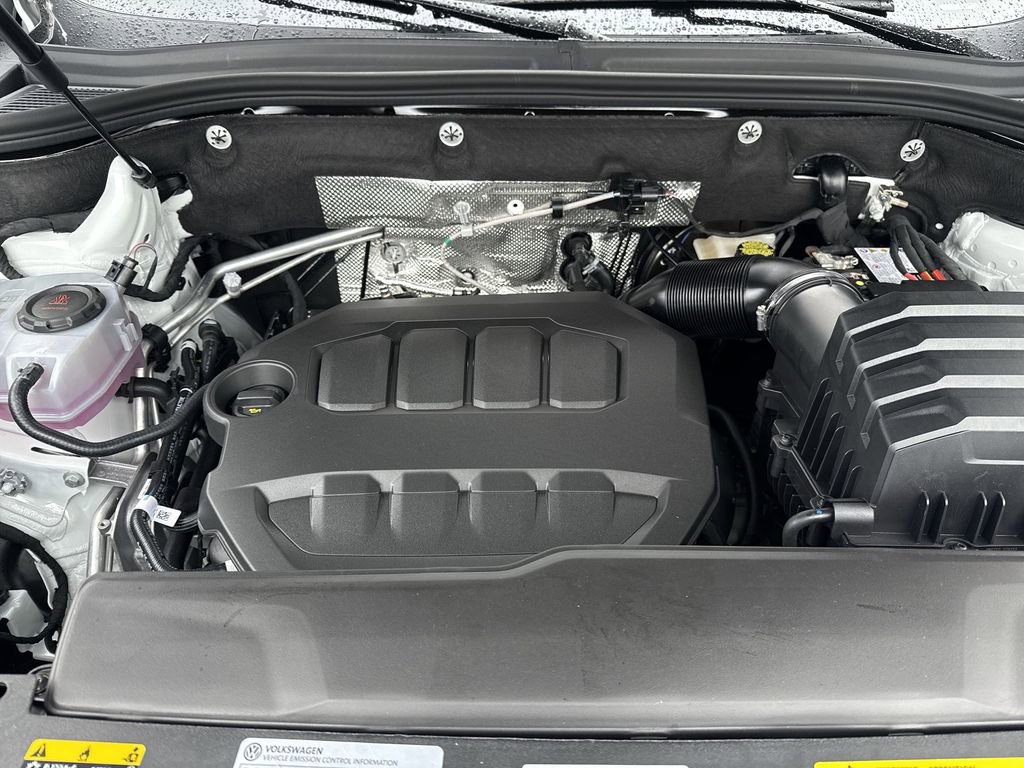 New 2026 Volkswagen Atlas Cross Sport SEL Premium R-Line image 18