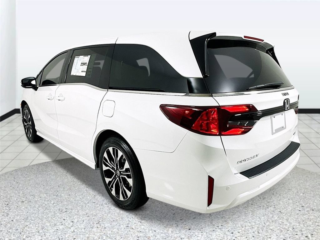 New 2027 Honda Odyssey Elite image 5