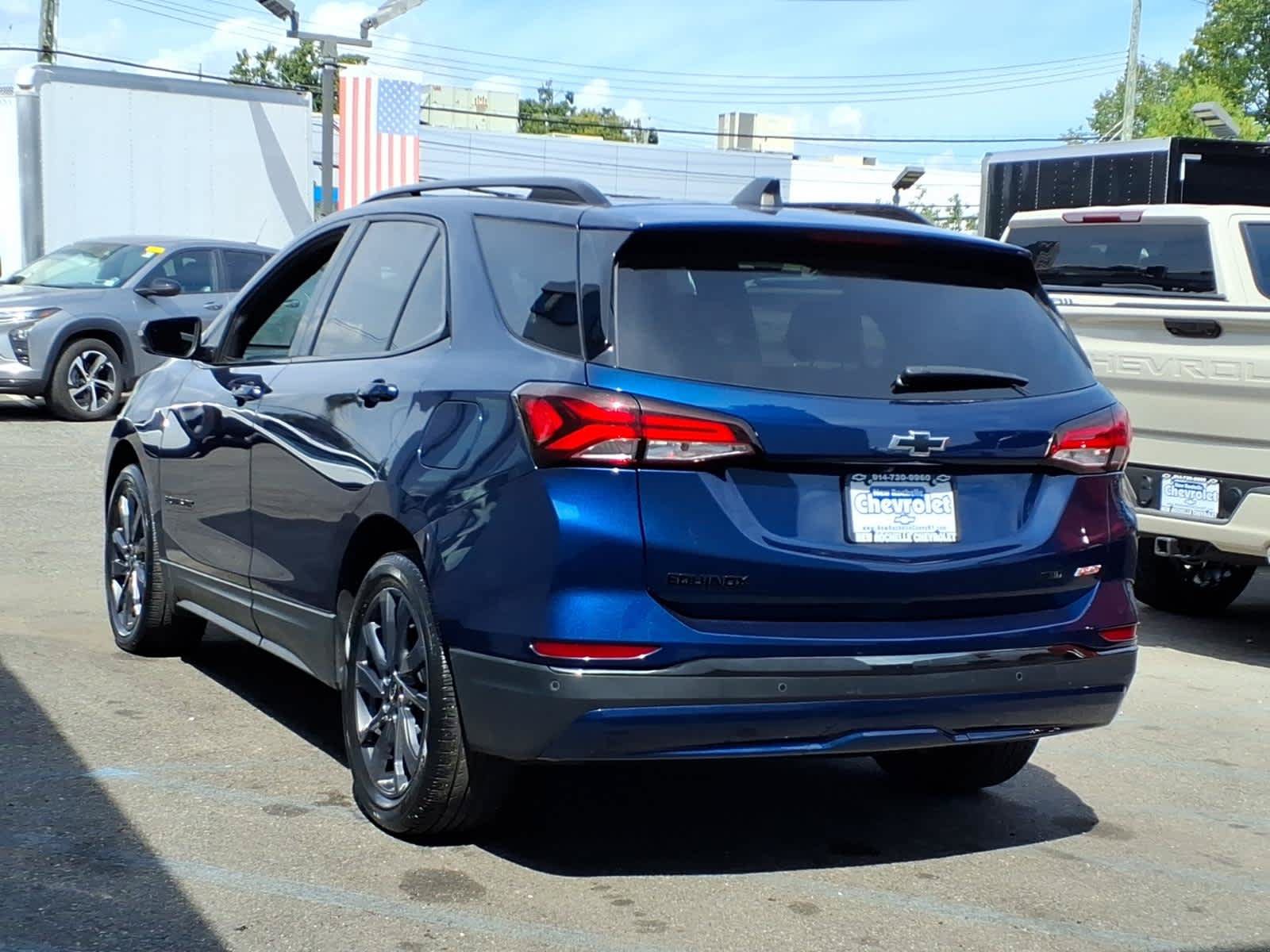 Used 2022 Chevrolet Equinox RS w/ RS Leather Package AWD/4WD image 4