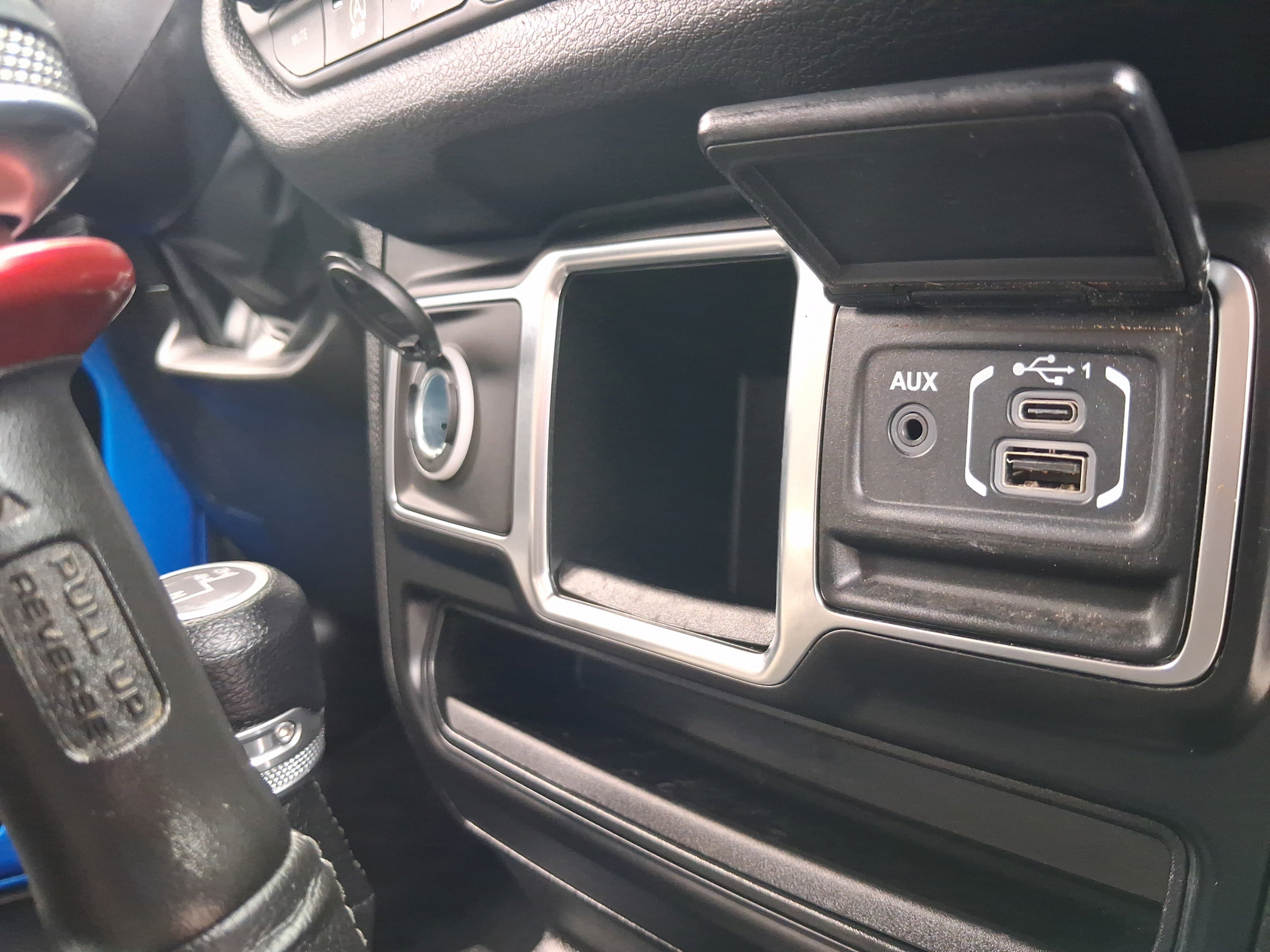 Used 2024 Jeep Wrangler Sport AWD/4WD image 26